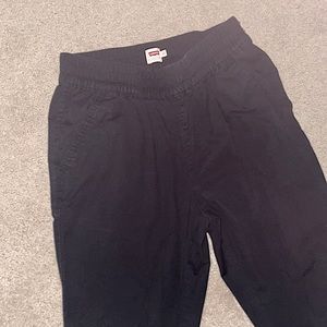 -Levi’s, size xs, black